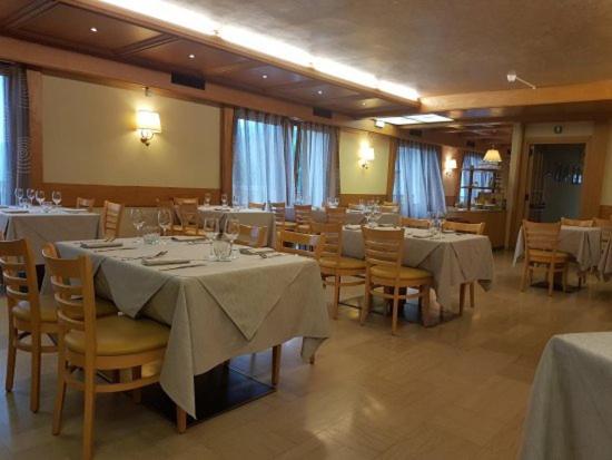 Albergo Croce D'Aune Pedavena Eksteriør billede